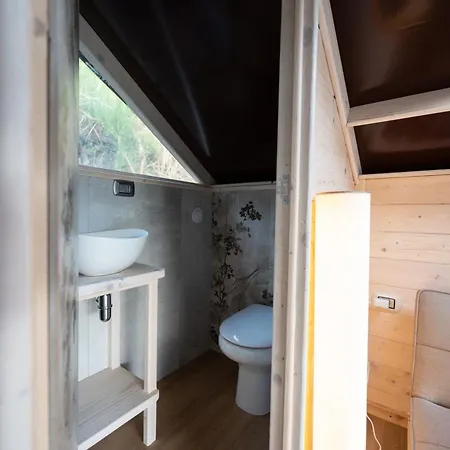 Vesuvian Glamping Luxury tent *